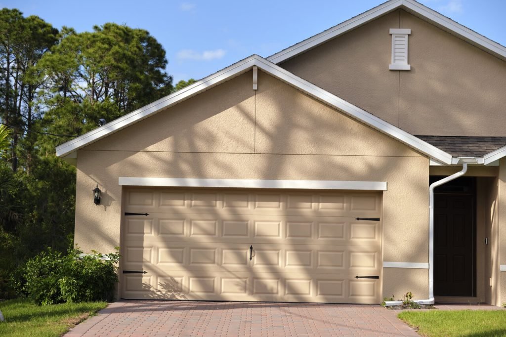 garage door services Everett, WA